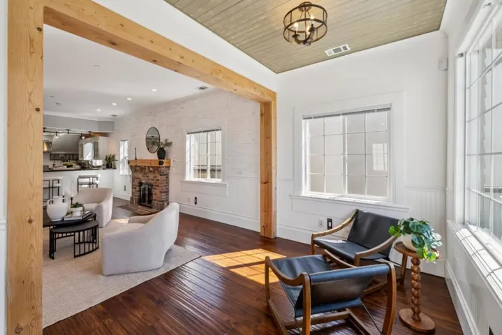 917 Howard Avenue, Burlingame, California 94010