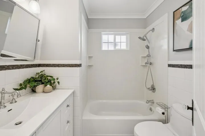 917 Howard Avenue, Burlingame, California 94010
