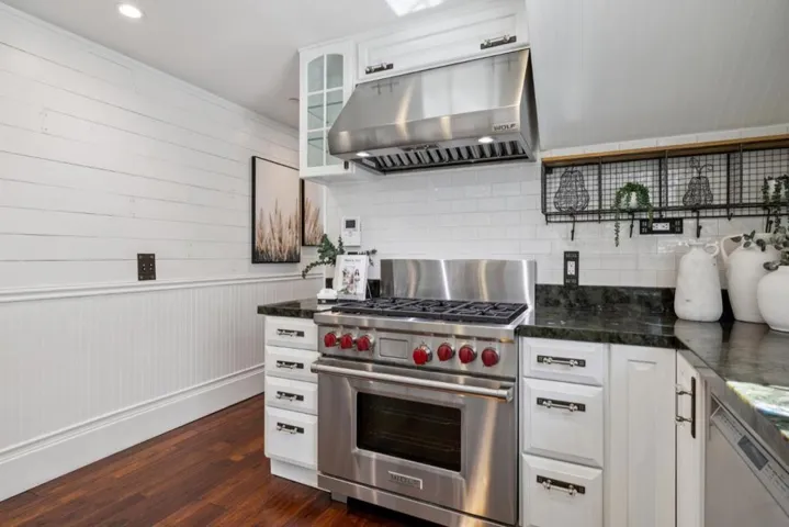 917 Howard Avenue, Burlingame, California 94010