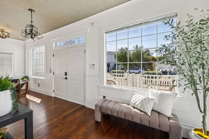 917 Howard Avenue, Burlingame, California 94010