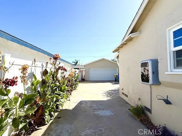 1816 W Lighthall, West Covina, California 91790