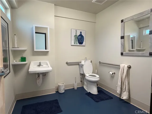 7671 Skyway, Paradise, California 95969
