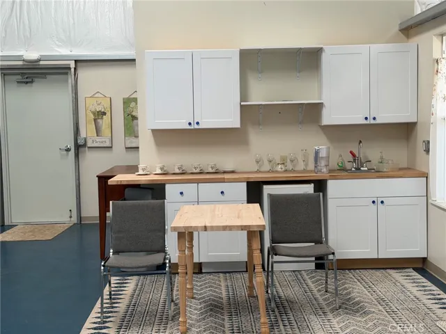 7671 Skyway, Paradise, California 95969