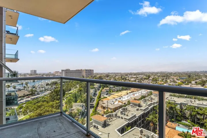 13700 Marina Pointe Drive 1206, Marina Del Rey, California 90292
