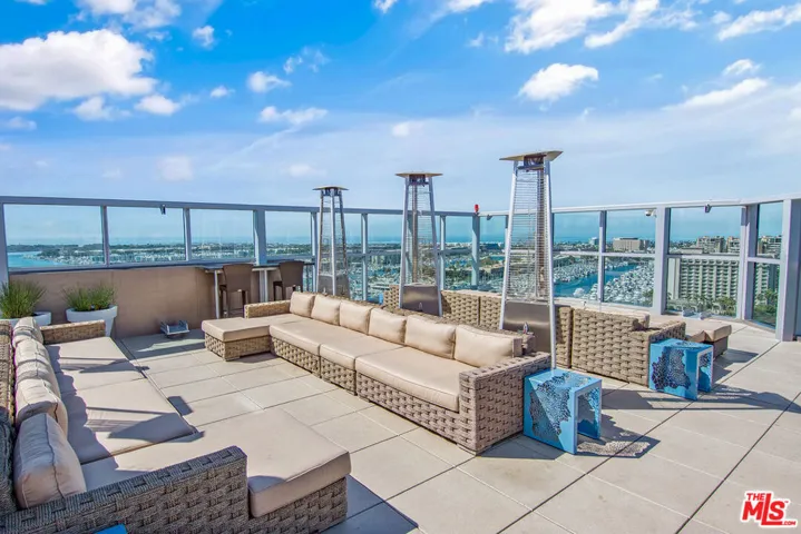 13700 Marina Pointe Drive 1206, Marina Del Rey, California 90292