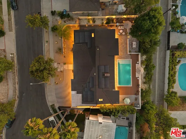 23811 Berdon Street, Woodland Hills, California 91367