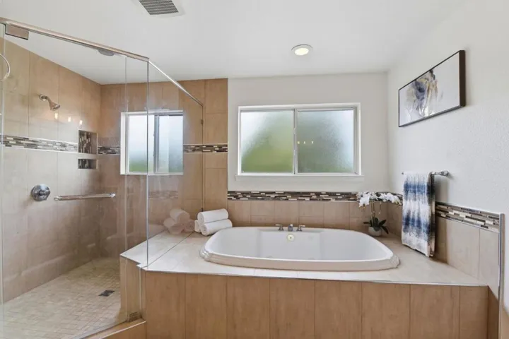 1129 Foxhurst Way, San Jose, California 95120