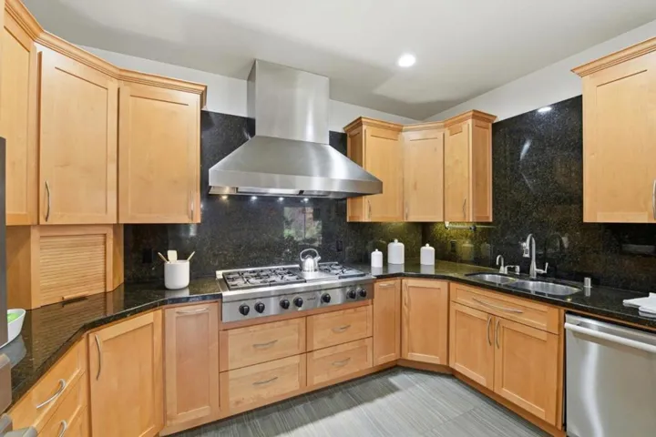 1129 Foxhurst Way, San Jose, California 95120