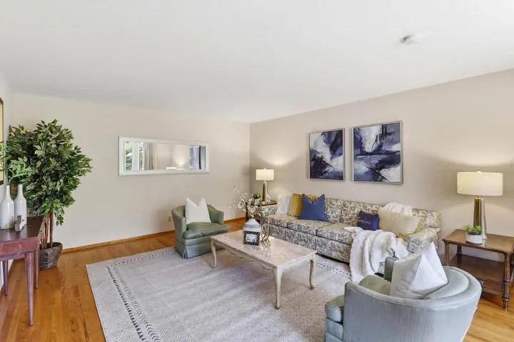 701 Christine Drive, Palo Alto, California 94303 — photo 4