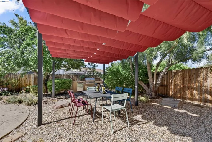 271 Kelley Mist Ct, Tracy, California 95377