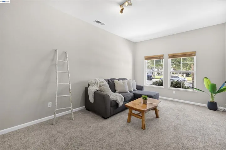 271 Kelley Mist Ct, Tracy, California 95377