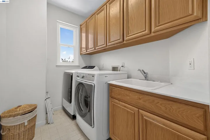 271 Kelley Mist Ct, Tracy, California 95377