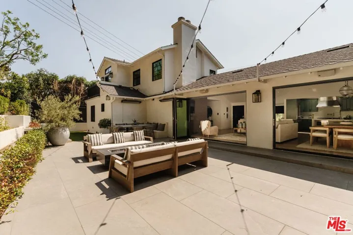 252 N Kenter Avenue, Los Angeles, California 90049