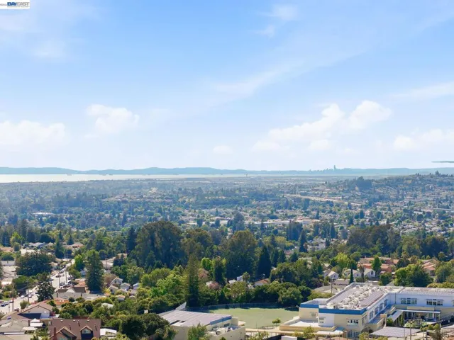 3212 D, Hayward, California 94541