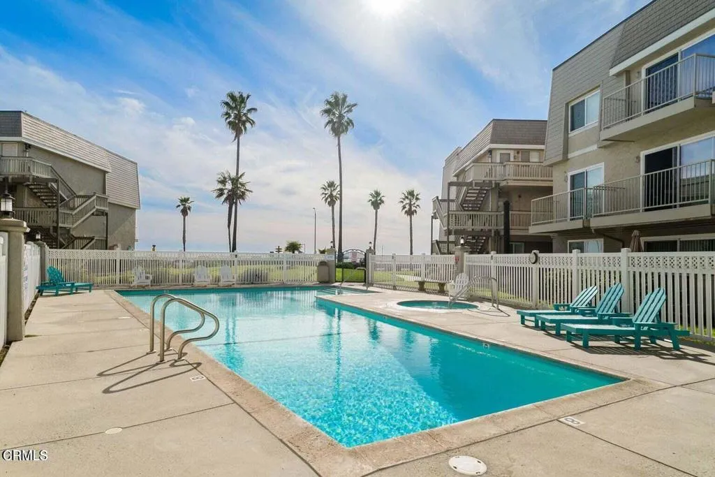 Surfside 1 pool 1