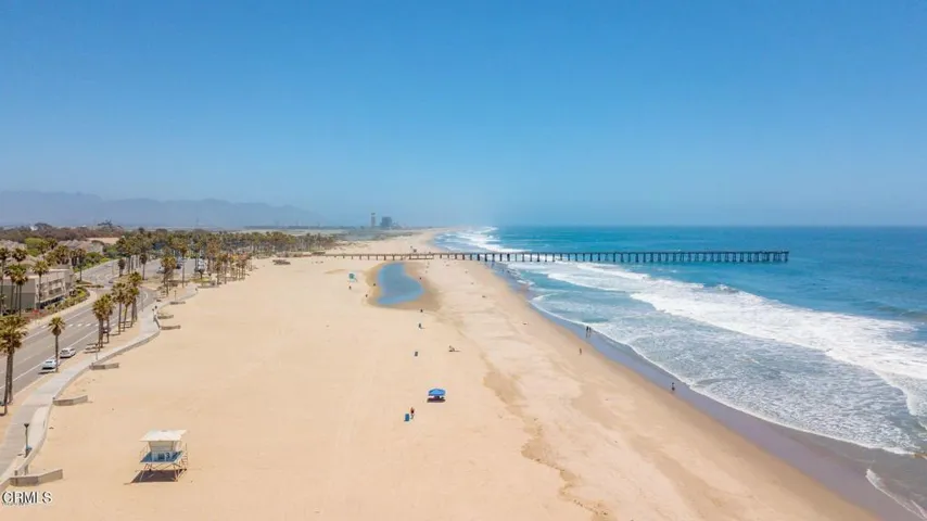 HUENEME BEACH PIER FULL VIEW