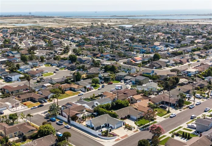 6302 Vatcher, Huntington Beach, California 92647