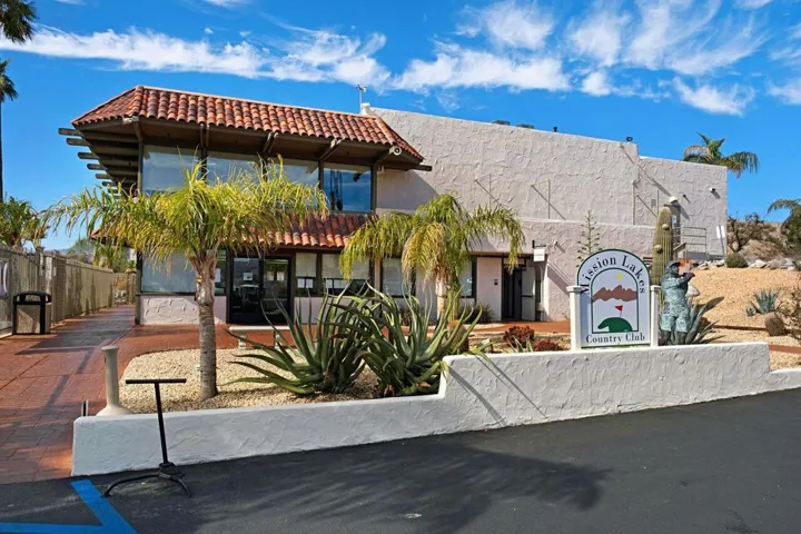 508_11363133_mission-lakes-country-club_
