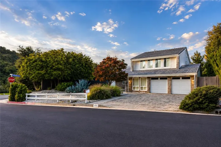 4301 Cezanne Avenue, Woodland Hills, California 91364