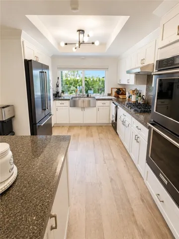 4301 Cezanne Avenue, Woodland Hills, California 91364