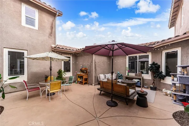 35048 Via Santa Catalina, Winchester, California 92596