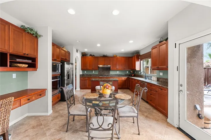 35048 Via Santa Catalina, Winchester, California 92596