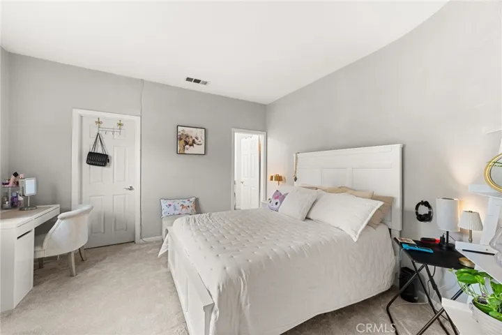 35048 Via Santa Catalina, Winchester, California 92596