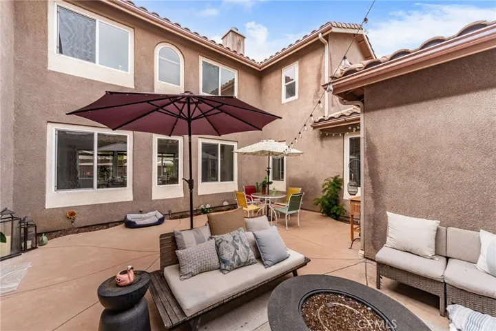 35048 Via Santa Catalina, Winchester, California 92596