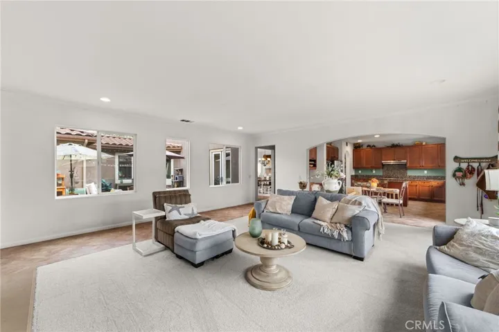 35048 Via Santa Catalina, Winchester, California 92596
