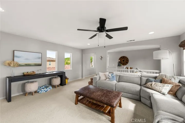35048 Via Santa Catalina, Winchester, California 92596