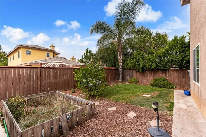 35048 Via Santa Catalina, Winchester, California 92596