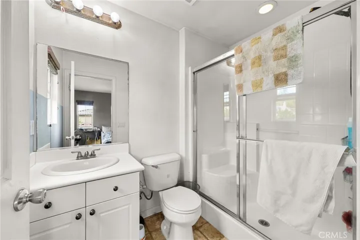 35048 Via Santa Catalina, Winchester, California 92596