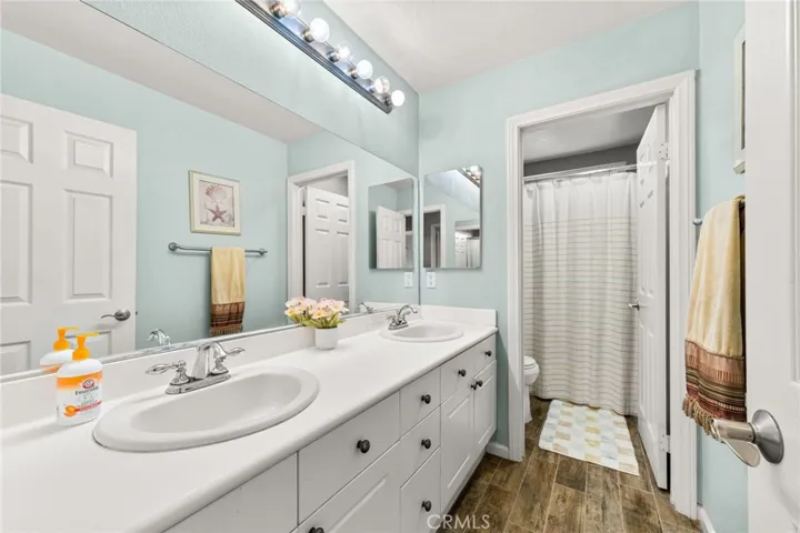 35048 Via Santa Catalina, Winchester, California 92596