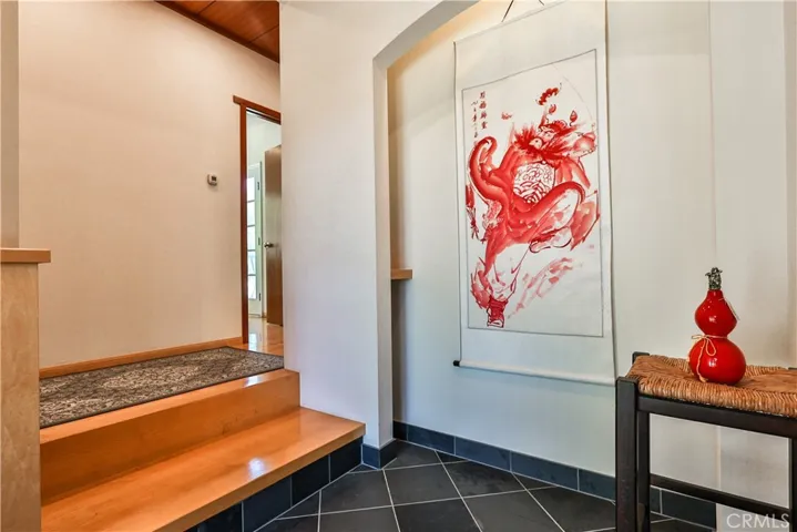 843 N Entrada, Glendora, California 91741