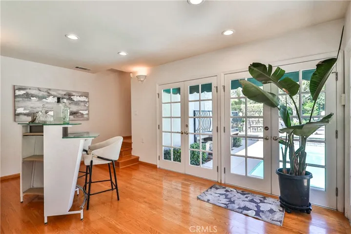 843 N Entrada, Glendora, California 91741