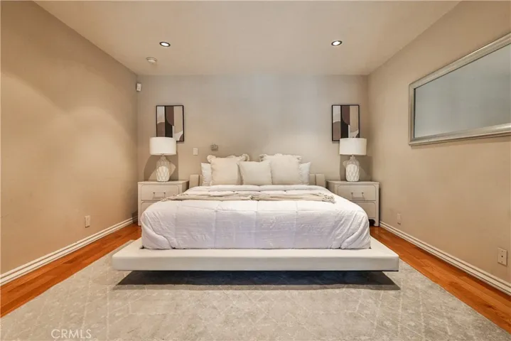 843 N Entrada, Glendora, California 91741