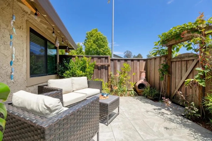 6250 Cabot Court, Aptos, California 95003