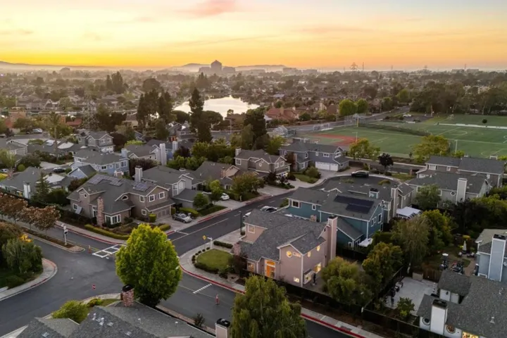 700 Bahama Lane, Foster City, California 94404