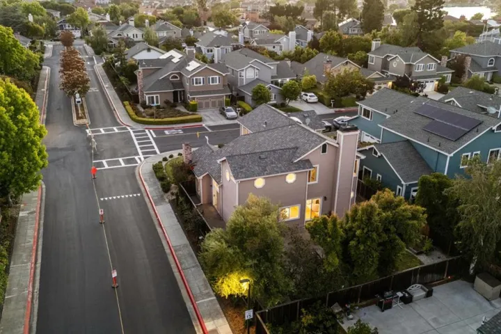 700 Bahama Lane, Foster City, California 94404