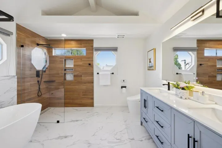700 Bahama Lane, Foster City, California 94404