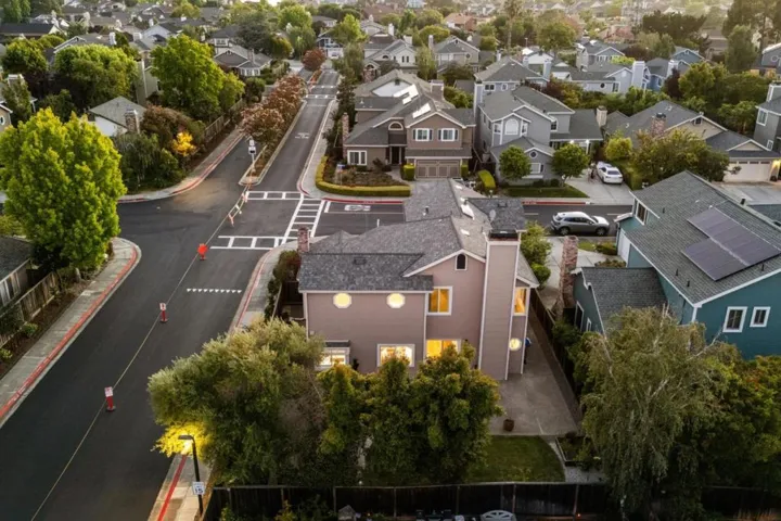 700 Bahama Lane, Foster City, California 94404
