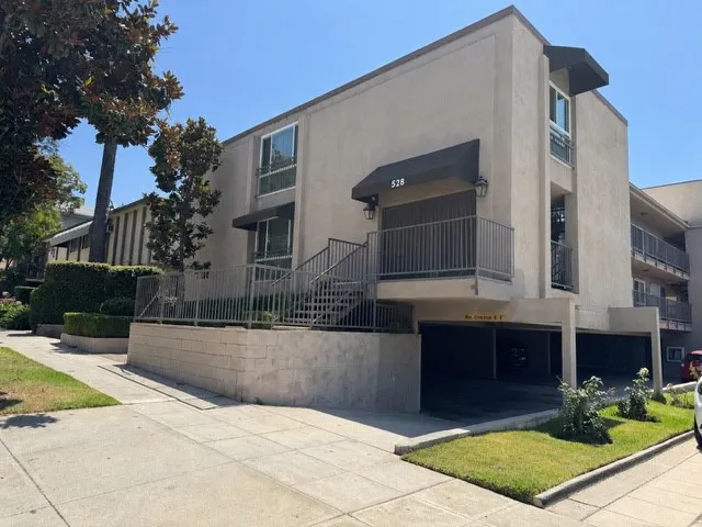 528 E Verdugo, Burbank, California 91501