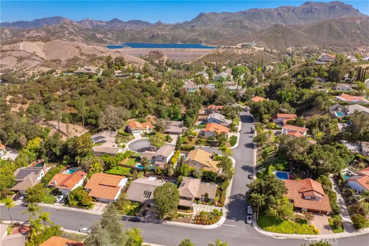 2024 Woodburn, Westlake Village, California 91361