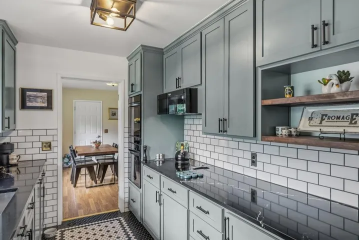 25193 Flanders Drive, Carmel, California 93923