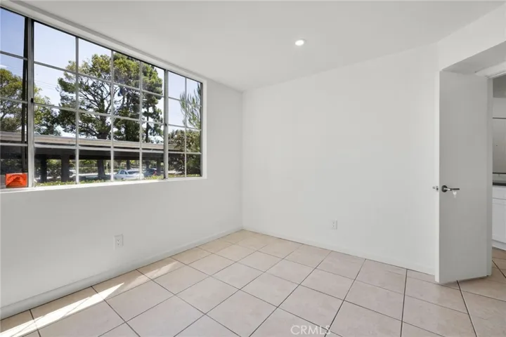 25269 Pine Creek Lane, Wilmington, California 90744