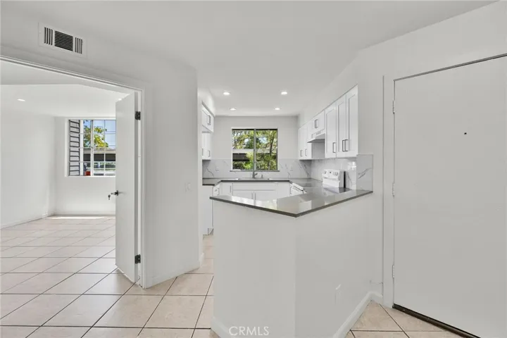25269 Pine Creek Lane, Wilmington, California 90744