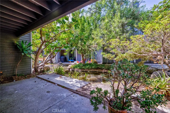 25269 Pine Creek Lane, Wilmington, California 90744