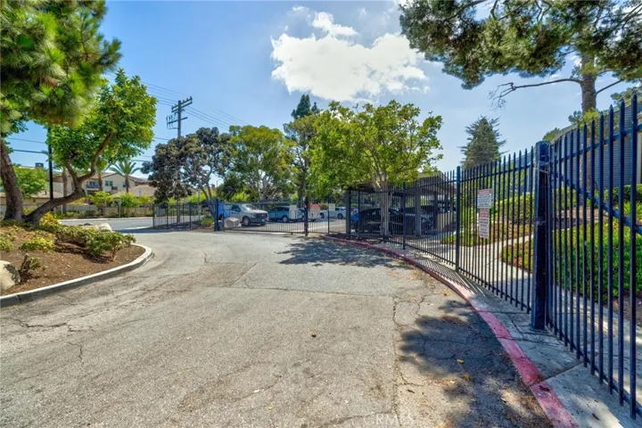 25269 Pine Creek Lane, Wilmington, California 90744