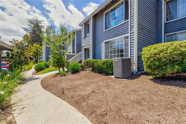 25269 Pine Creek Lane, Wilmington, California 90744