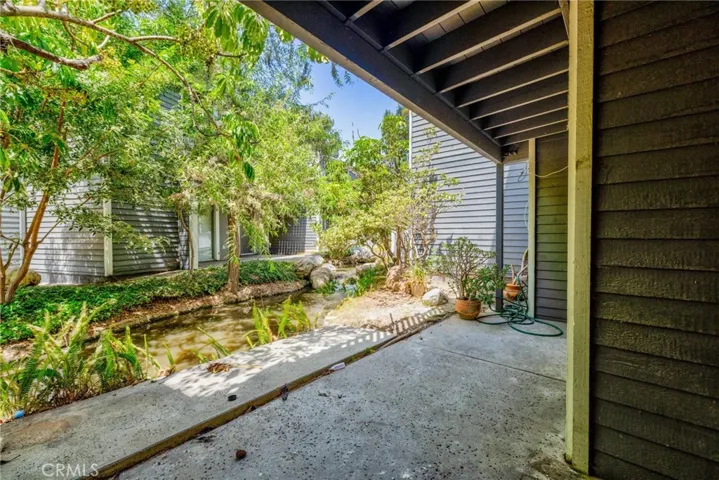 25269 Pine Creek Lane, Wilmington, California 90744